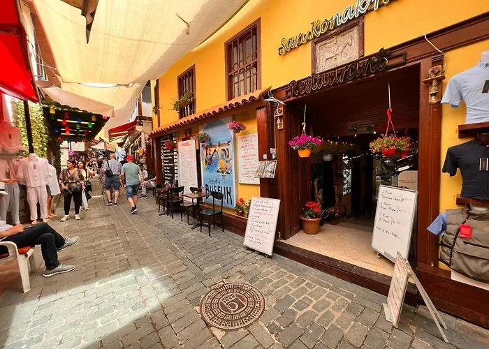 Sari Konak